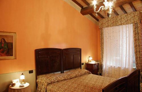 Santarello Casa | Agriturismo Podere La Rocca