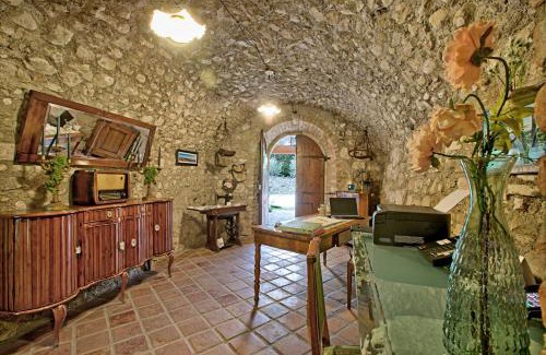 Padenghe sul Garda Casa | Agriturismo Cascina Crocelle - Lake View and Heated Pool
