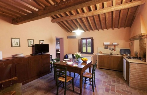 Donoratico Casa | Agriturismo Ceralti - Casa Rosa