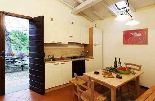 Donoratico Casa | Agriturismo Ceralti - Iris