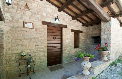 Cessapalombo Casa | Agriturismo Coldipietra