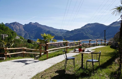 Mandello del Lario Casa | Agriturismo Crotto Di Somana