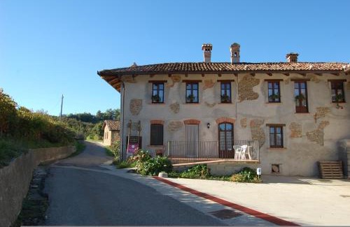 Montelupo Albese Casa | Agriturismo 'd Rainè