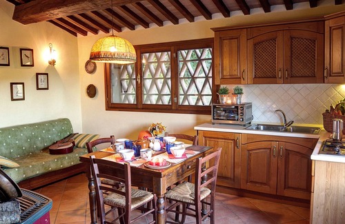 Montescudaio Otro | Agriturismo Fattoria La Prugnola