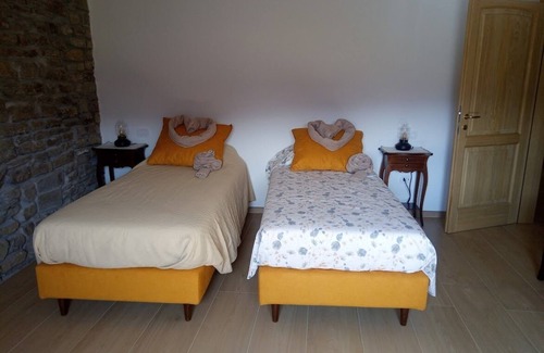 Castel del Rio Cama Y Desayuno | Agriturismo Il regno del marrone
