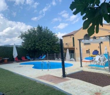 Montalto delle Marche Apartamento | Agriturismo Cerquatonda