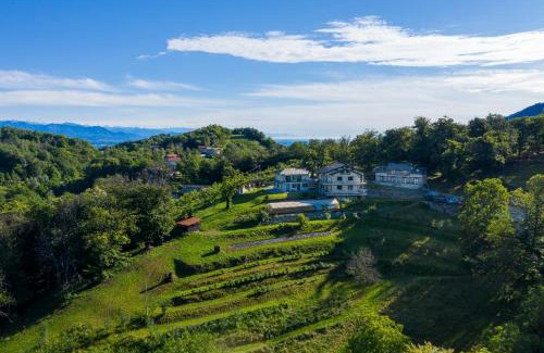 Paesana Casa | Agriturismo L'Ciabot
