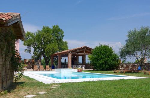 Monzambano Casa | Agriturismo La Casa Del Mandorlo