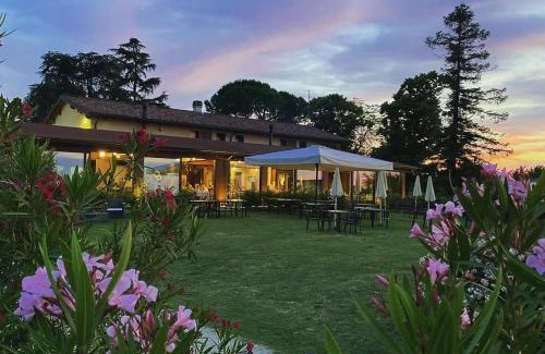Dozza Casa | Agriturismo La Rondinella
