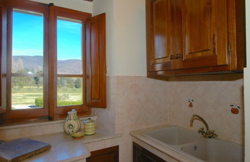 Montalla Villa | Agriturismo near Cortona with Spacious Garden & Swimming Pool
