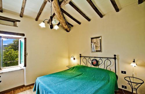 Caprese Michelangelo Casa | Agriturismo Terra Di Michelangelo