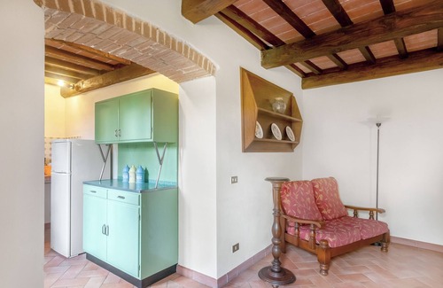 Dicomano Otro | Agriturismo "Universal Harmony - Cinciallegra" con vistas a la montaña, piscina, terraza y Wi-Fi