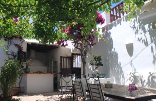 Sant Miquel de Balasant Casa | Agroturismo Can Pardal