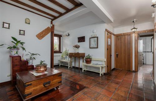 Lasarte-Oria Casa | Agroturismo Kostegi