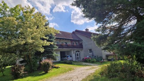 Szczytna Casa | Agroturystyka Nad Cichą
