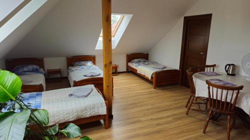 Kowale Oleckie Casa | Agroturystyka Pokój na Skarpie