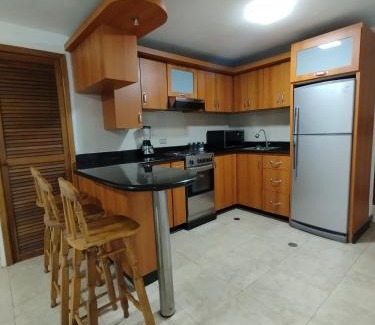 Tucacas Apartamento | Aguamarina Rooftop Con Piscina y Parrillera II