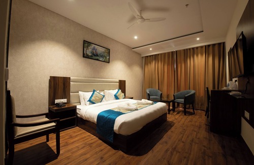 Amritsar Cama Y Desayuno | AH1 HOTEL