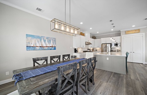 Jamaica Beach Casa | Ahab's Lookout - Gorgeous Views - Pool and Hot Tub!
