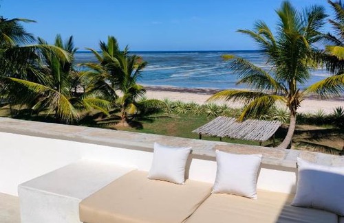 Mtwapa Casa | Ahadi Villa mit Pool & Strandzugang