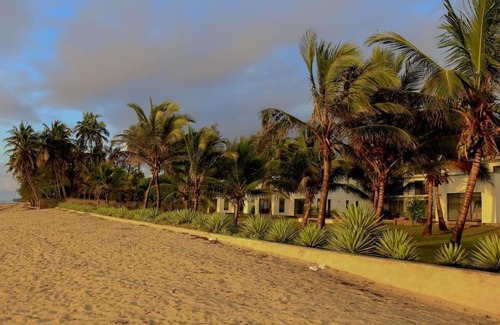 Mtwapa Casa | Ahadi Villa mit Pool & Strandzugang