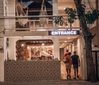 Área de la calle 12 Hotel | Ahava Hotel