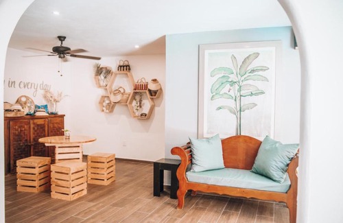 Área de la calle 12 Hotel | Ahava Hotel