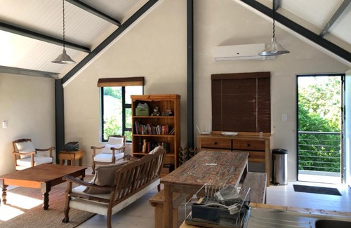 Riebeek Kasteel Apartamento | Ahimsa, a room with a view