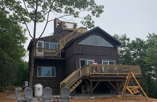 New Sharon Casa | AhKatyAh Cabin, An Oasis of Peace in the Woods