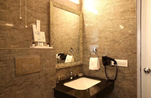 Sundar Nagar Hotel | Ahuja Residency, Sunder Nagar