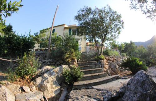 Finale Ligure Casa | Ai Cinque Campanili