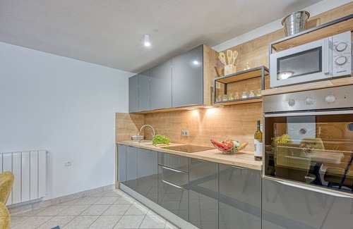 Sveti Martin Casa | Holiday Apartment Aida with Private Pool