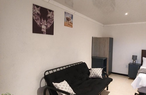 Acornhoek Casa | Aidah Residents Guest House