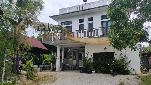 Haji Ismail Casa | AIDAN HOME 1 Private Indoor Pool