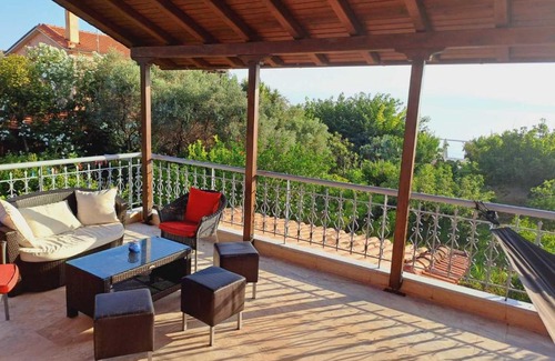 Egira Apartamento | Aigeira Seafront Vacation Home 0 floor