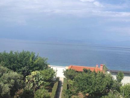 Egira Apartamento | Aigeira Seafront Vacation Home 0 floor