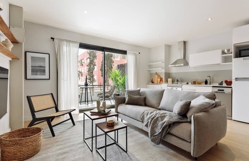 Les Corts Apartamento | Aiguablava - 1 bedroom and pool in Pedralbes