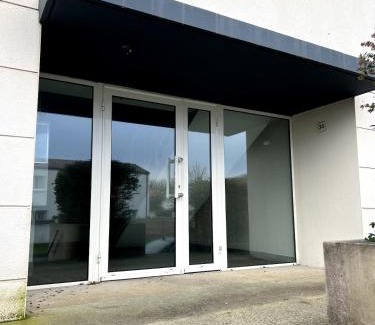 Aytre Apartamento | Aigues Marines - Appartement spacieux avec parking et terrasse