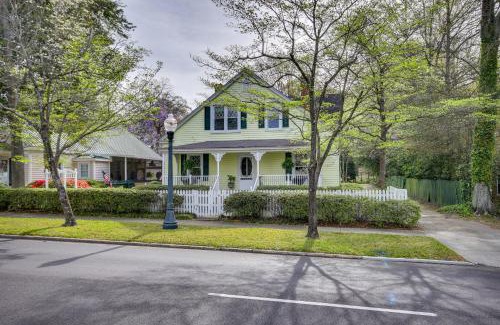 Aiken Apartamento | Aiken Apt with Garden-View Balcony Half-Mi to Dtwn!