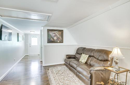 Aiken Apartamento | Aiken Apt with Garden-View Balcony Half-Mi to Dtwn!