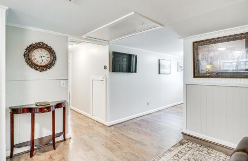 Aiken Apartamento | Aiken Apt with Garden-View Balcony Half-Mi to Dtwn!