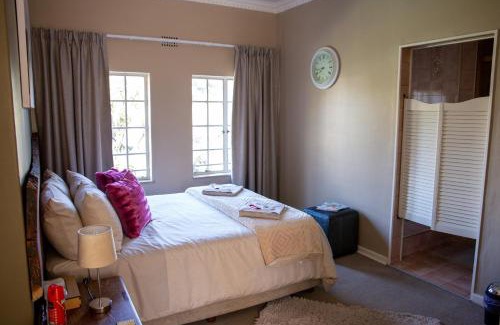 Ekurhuleni Apartamento | Ailani Grey
