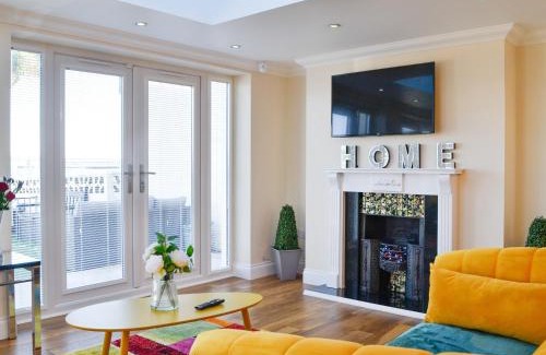 Stranraer Casa | Ailsa Craig View