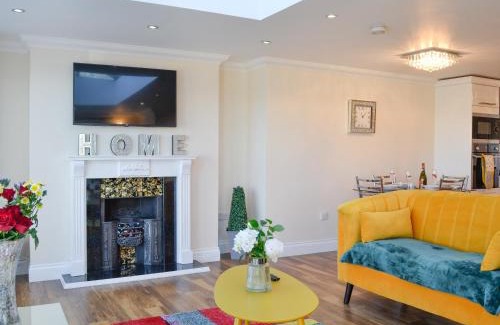 Stranraer Casa | Ailsa Craig View
