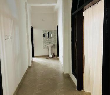 Jorhat Apartamento | AiMa A Homely Abode