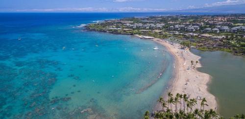 Kamuela Casa | Ainamalu at Waikoloa Beach Resort