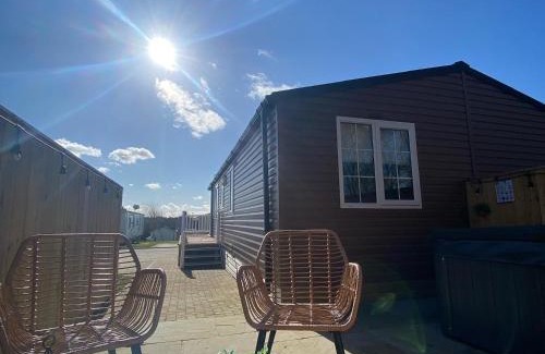 Swarland Casa | Aintree Lodge - Hot Tub - Northumberland