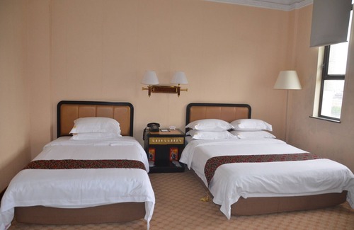 Guangzhou Hotel | Aiqun Hotel Guangzhou - Free shuttle between hotel and Exhibition Center during Canton Fair