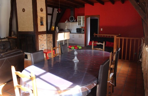 Saint-Medard-de-Presque Villa | Air-conditioned Quercy cottage with heated pool and jacuzzi.