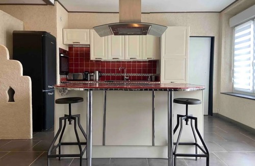 Morieres-les-Avignon Apartamento | Air-conditioned apartment near the center